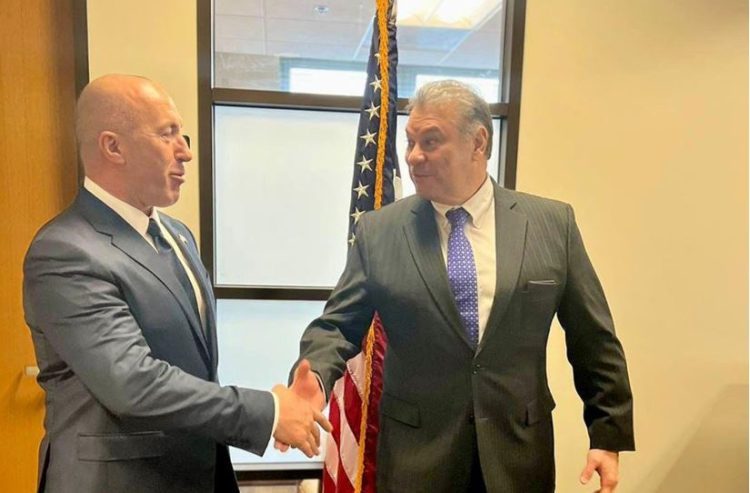 Haradinaj takohet me Escobar në SHBA, çfarë u diskutua