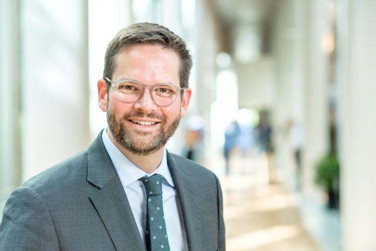 Eurodeputeti austriak: Serbia bllokon gjithmonë Kosovën, ka një atmosferë urrejtjeje