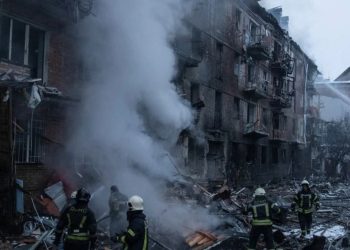 Rusia lëshon raketa në Kiev dhe Kharkiv