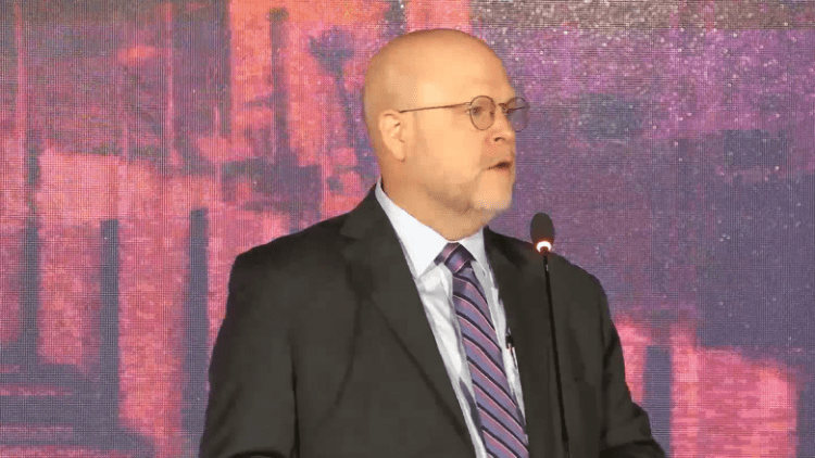 Hovenier: Jemi të përkushtuar t’i mbështesim mediat e pavarura dhe shoqërinë civile në Kosovë