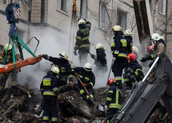 Numri i të vdekurve nga sulmi me raketa ruse në Dnipro arrin në 21