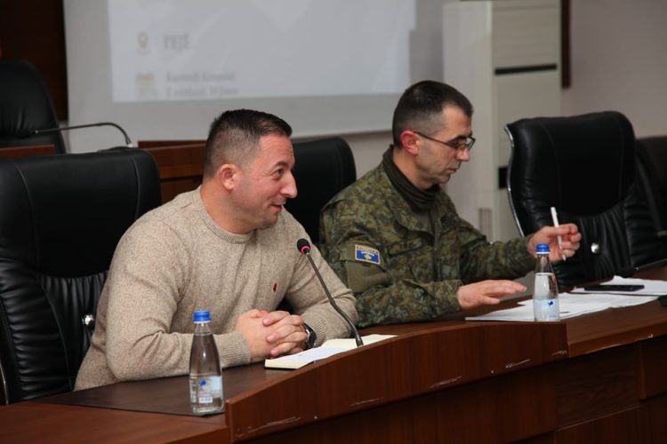 Mehaj në Pejë e Istog prezanton të arriturat e Ministrisë së Mbrojtjes