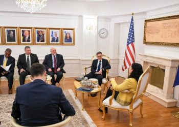 Osmani në takimin me Chollet: Kosova do të vazhdojë të jetë palë konstruktive, e koordinuar me SHBA-të