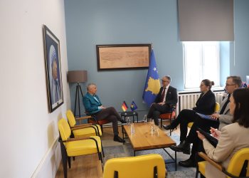 Vitia priti në takim ambasadorin gjerman, Jorn Rohde