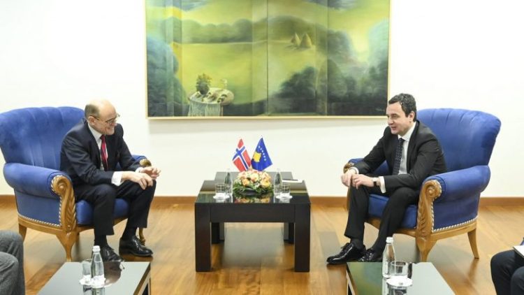 Kurti priti në takim Përfaqësuesin Special të Norvegjisë për Ballkanin Perëndimor, biseduan për dialogun Kosovë-Serbi