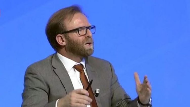 Abazi: Fillimi i një draftimi të statutit të Asociacionit sipas vendimit të Kushtetutës, i nevojshëm