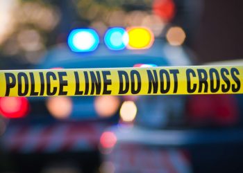 Tre të vrarë dhe katër të plagosur nga të shtënat me armë në SHBA