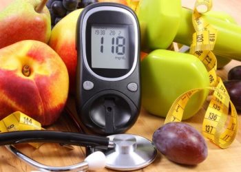 Si të ulni nivelin e sheqerit në gjak përmes ushqimeve