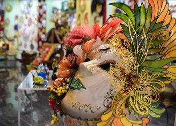 Maskat e Karnavalit të Venecias prodhohen në Shkodër