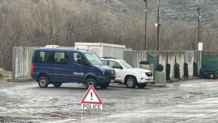 Policia jep detaje për incidentin në Leposaviq: Të dyshuarit janë persona me të kaluar kriminale