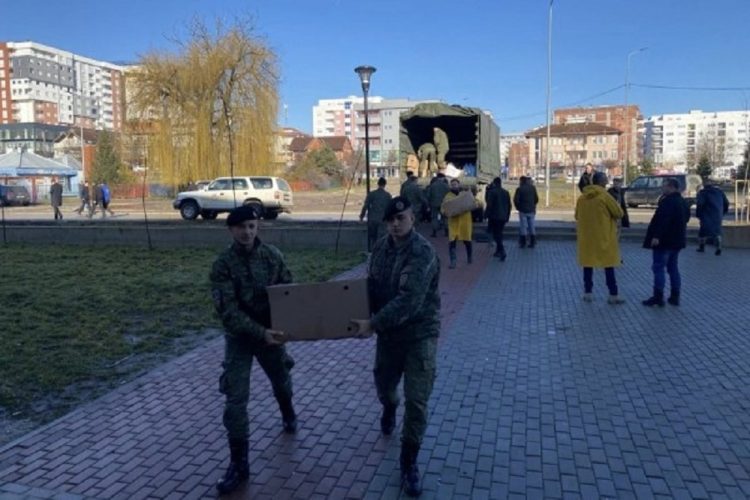 FSK u del në mbështetje qytetarëve në zonat e përmbytura në Skenderaj e Mitrovicë