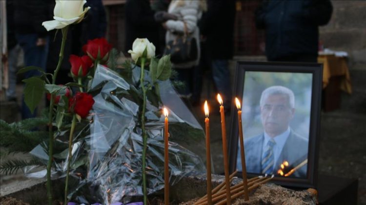 Kryeministri Kurti përkujton politikanin serb Oliver Ivanoviq në 5 vjetorin e vrasjes së tij