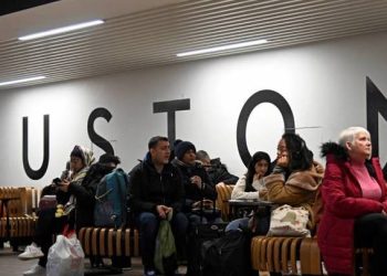 Britani e Madhe: Punonjësit e hekurudhave në greva