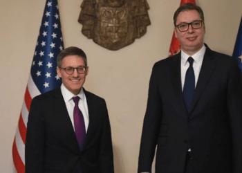 Në takim me Vuçiqin, Chollet: Dialogu Kosovë-Serbi të fokusohet në planin franko-gjerman