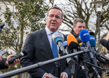 Gjermania “është e gatshme të lëvizë shpejt” nëse aleatët arrijnë konsensus për dërgimin e tankeve në Ukrainë, tha ministri i Mbrojtjes