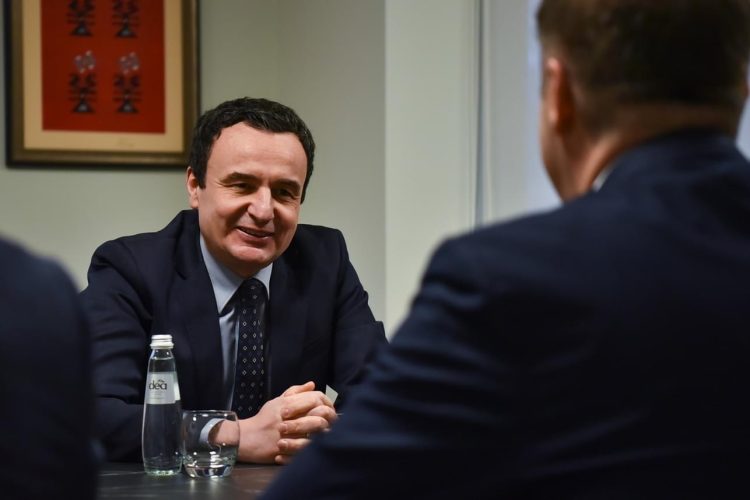 Një delegacion nga Ulqini takohet me Kurtin – ngrenë si shqetësim ndërhyrjen e Kishës Ortodokse Serbe