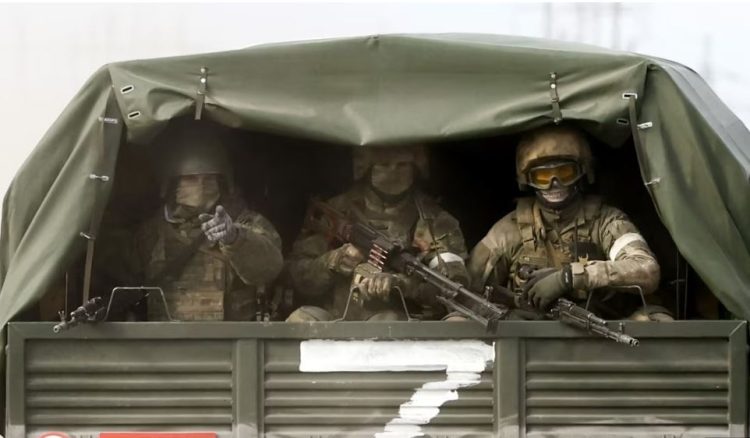 Rusia pretendon fitore në fushëbetejë, Ukraina në pritje të armatimit