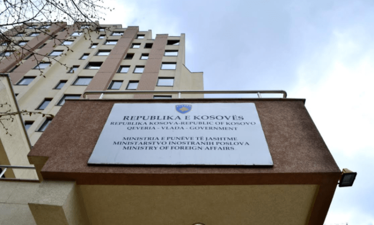 MPJ mohon pretendimet e Vuçiqit se nëntë shtete kanë tërhequr njohjet ndaj Kosovës