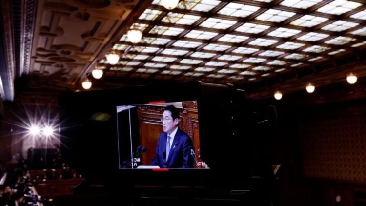 Kryeministri Kishida jep alarmin: Është ‘tani ose kurrë’ për të ndaluar rënien e numrit të popullsisë në Japoni