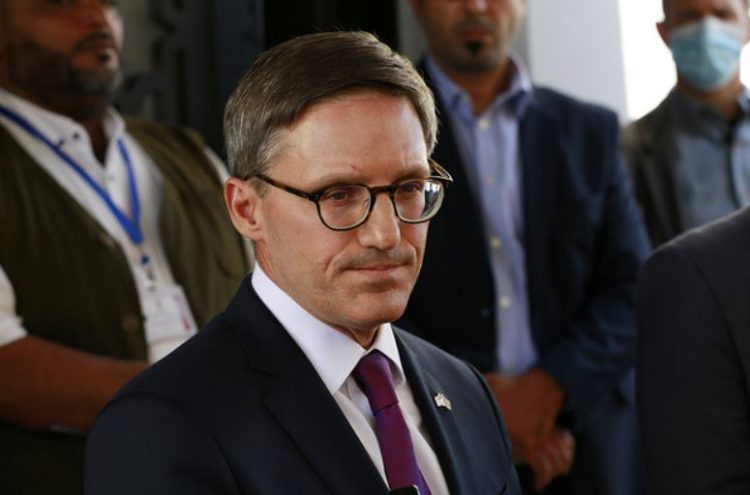 Italianët këshillohen me Cholletin për dialogun para udhëtimit në Prishtinë e Beograd