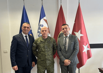 Drejtori i Përgjithshëm i SHKK-së takon Komandantin e FSK-së, Bashkim Jasharin