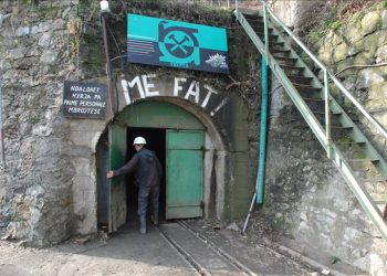 Pezullohet greva e minatorëve të Trepçës