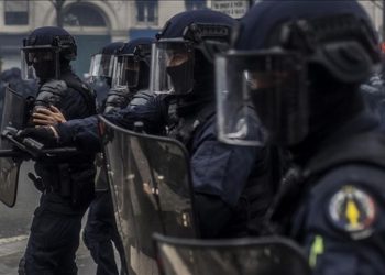 Francë, policia qëllon për vdekje një person pasi ua drejtoi armën false