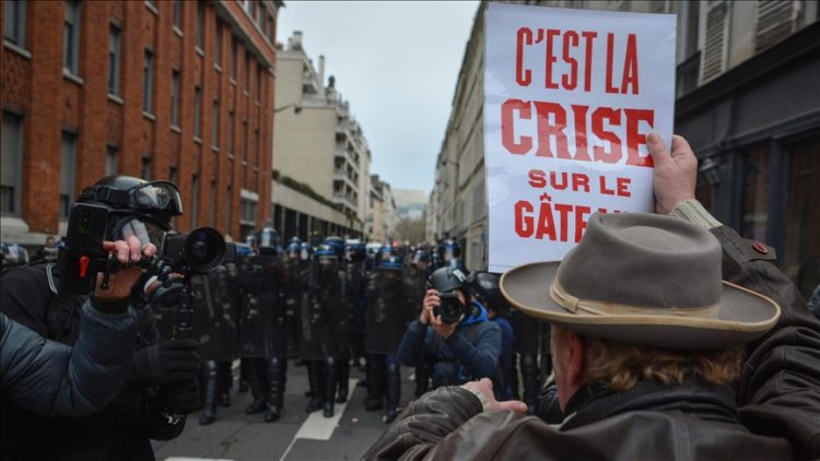 Francë, nis greva dhe protesta kundër reformës së diskutueshme të pensioneve