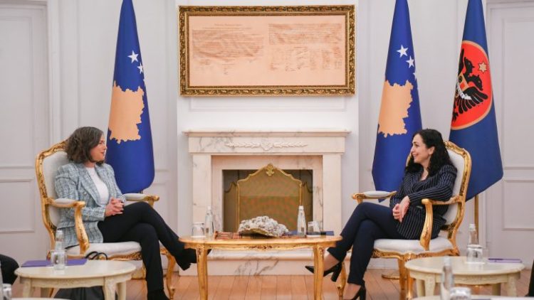 Osmani priti ekipin e zyrës së OKB flasin për procesin e regjistrimit të popullsisë