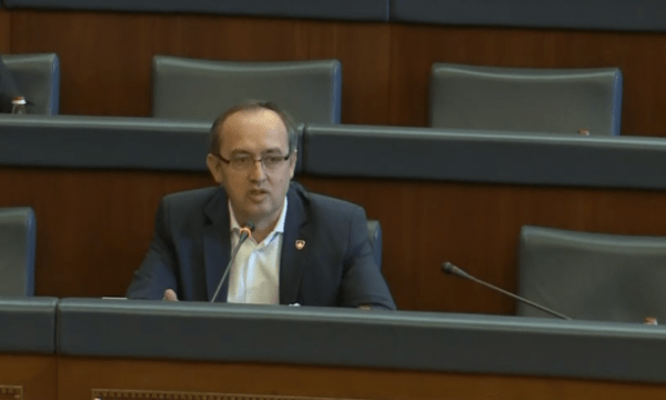 LDK me rezolutë për tatimin në pronë, kërkon të anulohet vlerësimi i Ministrisë dhe faturat të llogariten si më herët