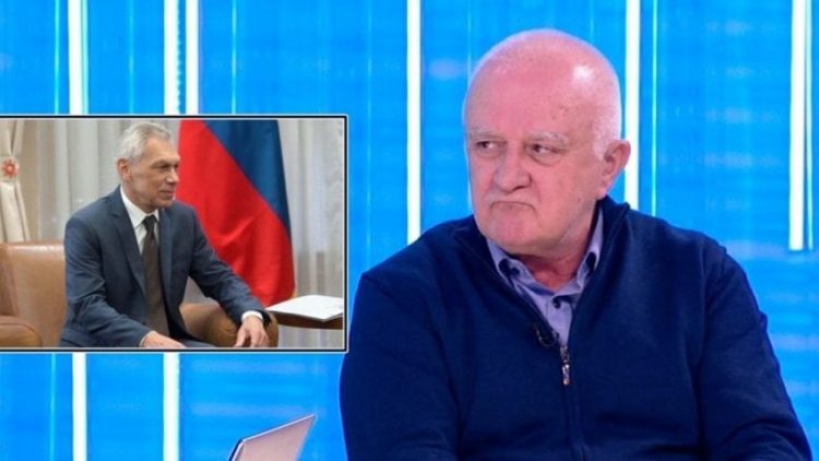 Janjiq: Ambasadori rus ia lëshoi Serbisë “pataten e nxehtë” me deklaratën për Kosovën