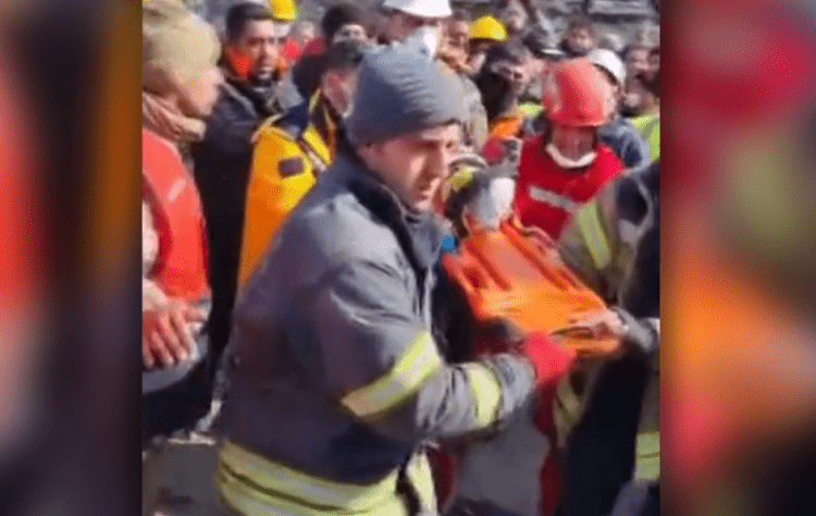 Një tjetër mrekulli në rrënojat e tërmetit në Turqi, foshnja 2-muajshe shpëtohet pas 128 orësh