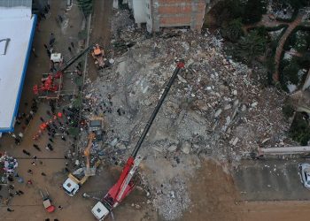 Türkiye, numri i të vdekurve nga tërmetet rriten mbi 3,500