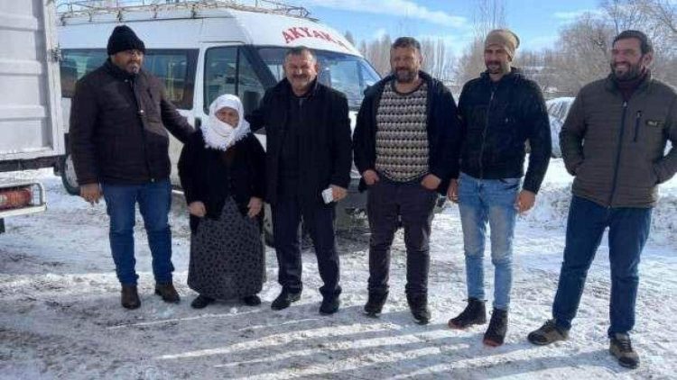 Plaka 70 vjeqe në Turqi shiti mëshqerrën e saj dhe dhuroi paratë e tij për viktimat e tërmetit