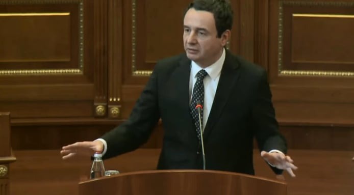Kurti: Ia bëra të qartë Borrellit dhe Vuçiqit se Kosova s’pranon dialog pa marrëveshje finale me njohje