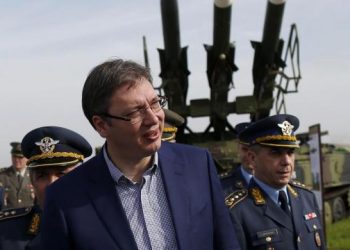 Mediat serbe kritika Vuçiçit: Pse po investohet në armatime?