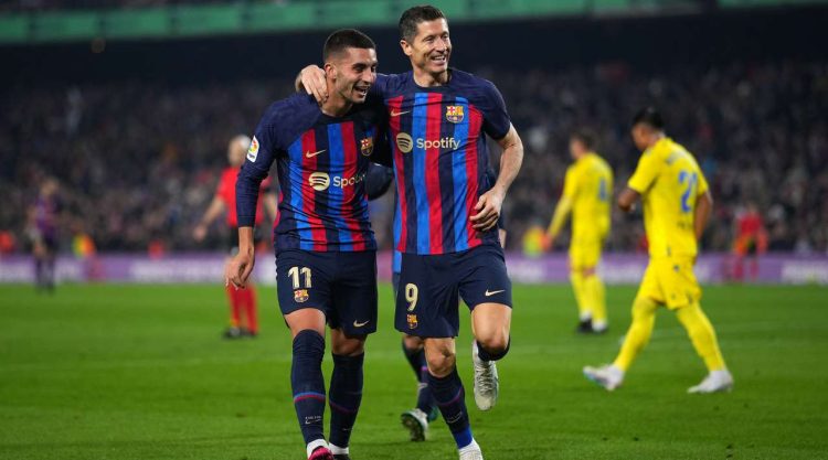 Barcelona ruan “fuqitë” për Man. United, “blaugranat” vazhdojnë “marshimin” drejt titullit kampion