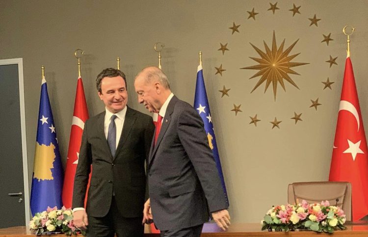 Pikat kryesore nga deklaratat e kryeministrit Kurti në Stamboll!