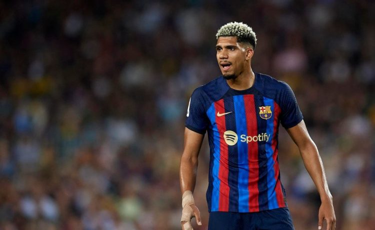 PSG përgatit një ofertë të madhe për Araujo