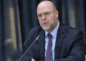 Ambasadori amerikan kujton ditën kur SHBA-të njohën shtetin e Kosovës: Krenar me demokracinë që keni arritur