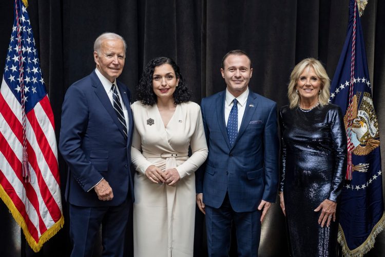 Biden uron Osmanin me rastin e 15-vjetorit të Pavarësisë