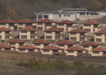 “Lugina e Diellit”, lagje pa leje dhe dëshmi e diskriminimit të shqiptarëve në veri