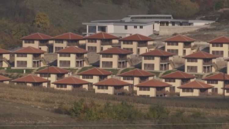 “Lugina e Diellit”, lagje pa leje dhe dëshmi e diskriminimit të shqiptarëve në veri