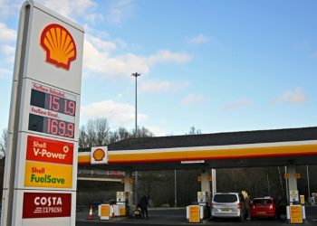 Gjigandi i naftës dhe gazit raporton fitimet më të larta në 115 vite