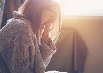 Keni probleme me gjumin? Kjo është vitamina që ju nevojitet