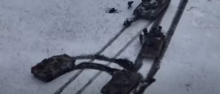Në një pritë të organizuar nga ukrainasit në Vuhledar, rusët humbin 31 tanke – dronët e Kievit i shkatërrojnë