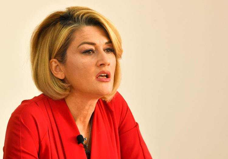 Kusari-Lila njofton Borellin e Lajçakun, për të folurën e Vuçiqit në parlament kundër lirimit të Kurtit nga burgjet serbe