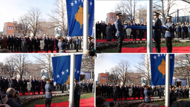 Osmani, Begaj, Kurti e Konjufca në ngritjen solemne të flamurit të Kosovës