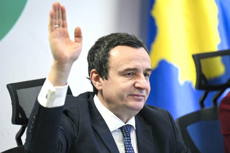 Qeveria ndan 39 mijë dollarë për vizitën e delegacionit të Luginës në SHBA