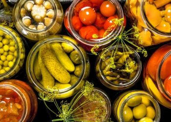 Studimi: Turshitë zvogëlojnë stresin dhe përmirësojnë gjumin